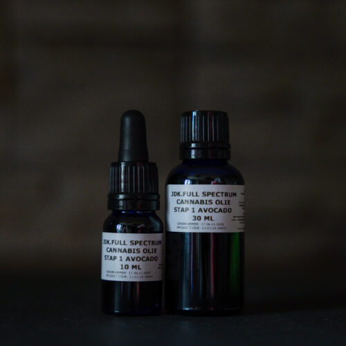 Cannabis olie stap 1 avocado 10 ml & 30 ml JDK FULL SPECTRUM STAP 1 AVOCADO OLIE